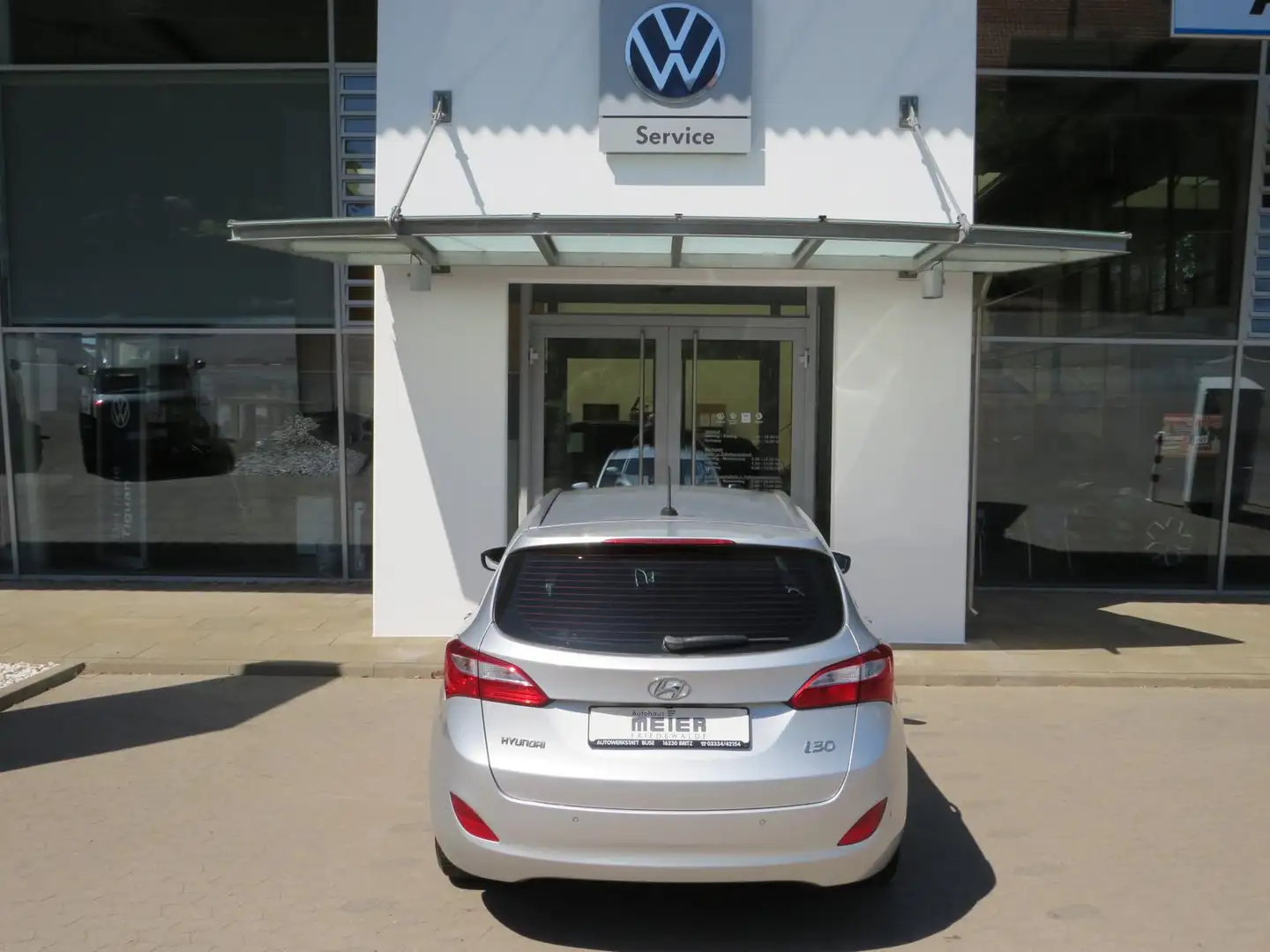Vehicle image, number 7