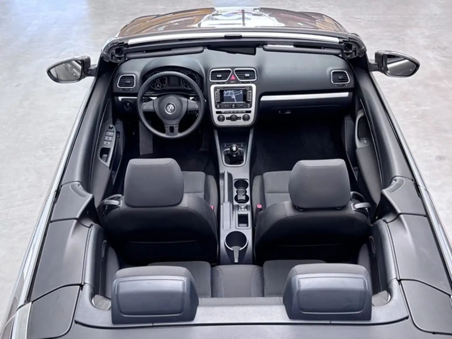 Vehicle image, number 4