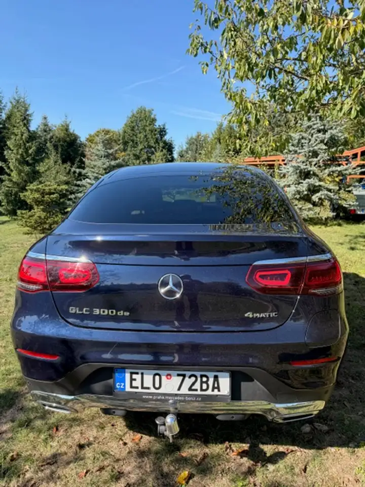 Additional image of the vehicle