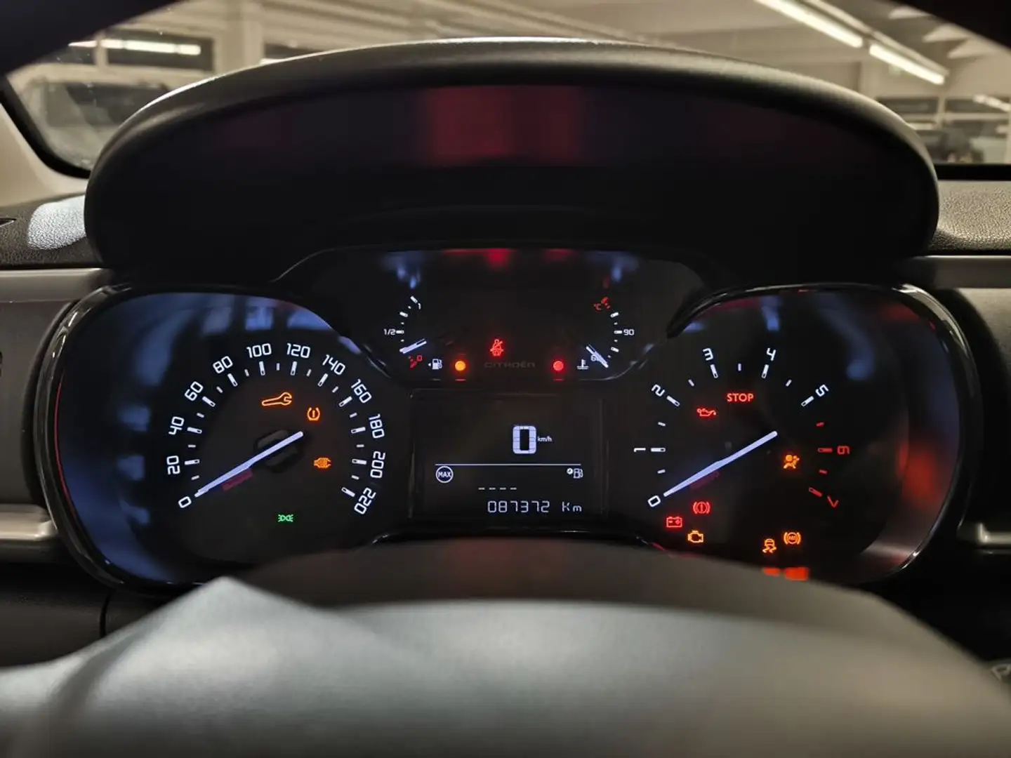 Vehicle image, number 8
