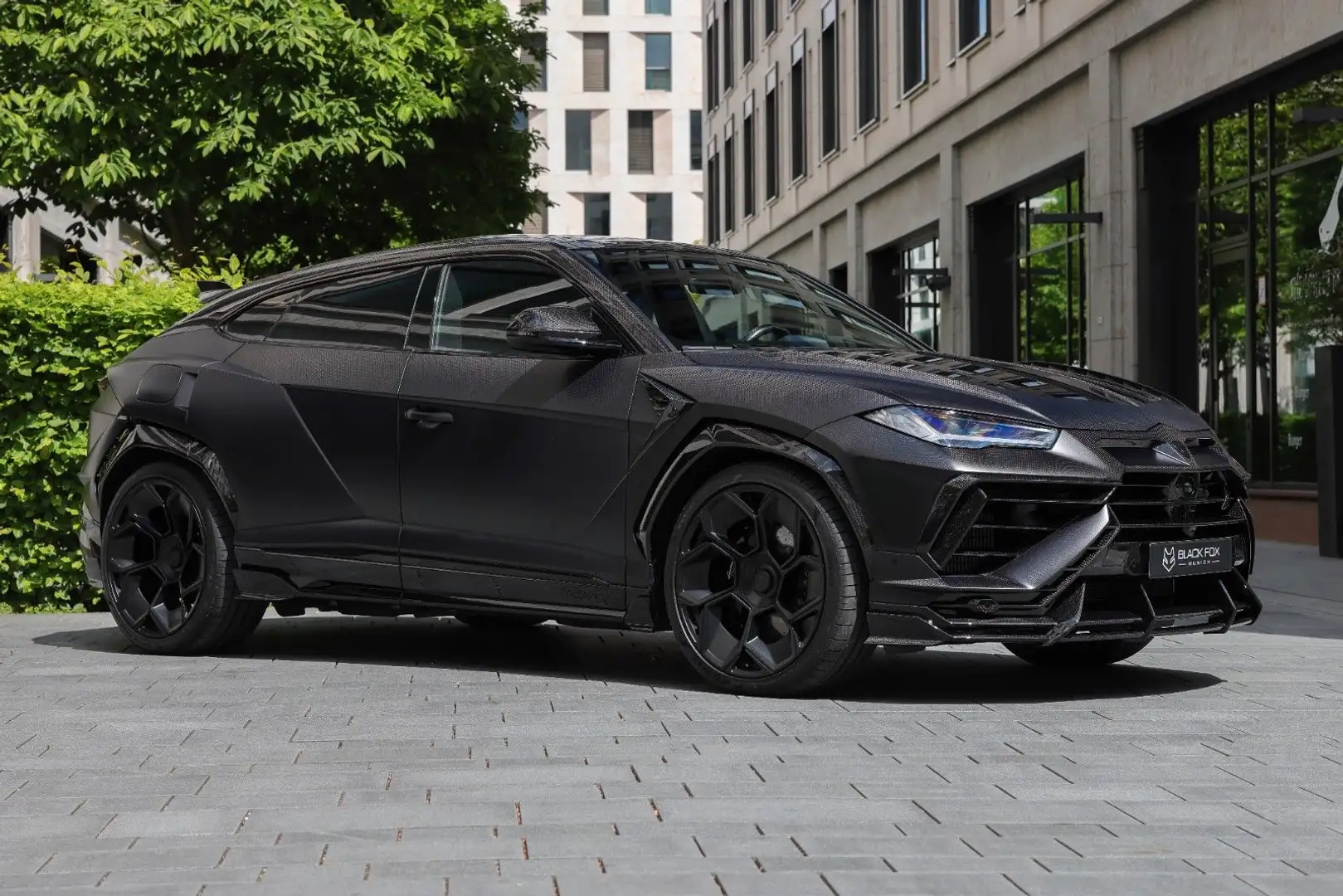 Vehicle image, number 9