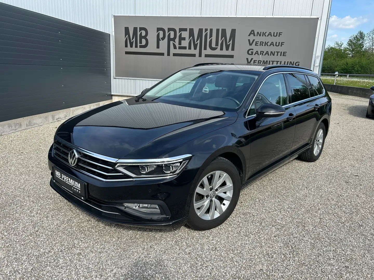 Vehicle image, number 2