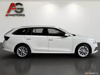 Vehicle image thumbnail, number 4