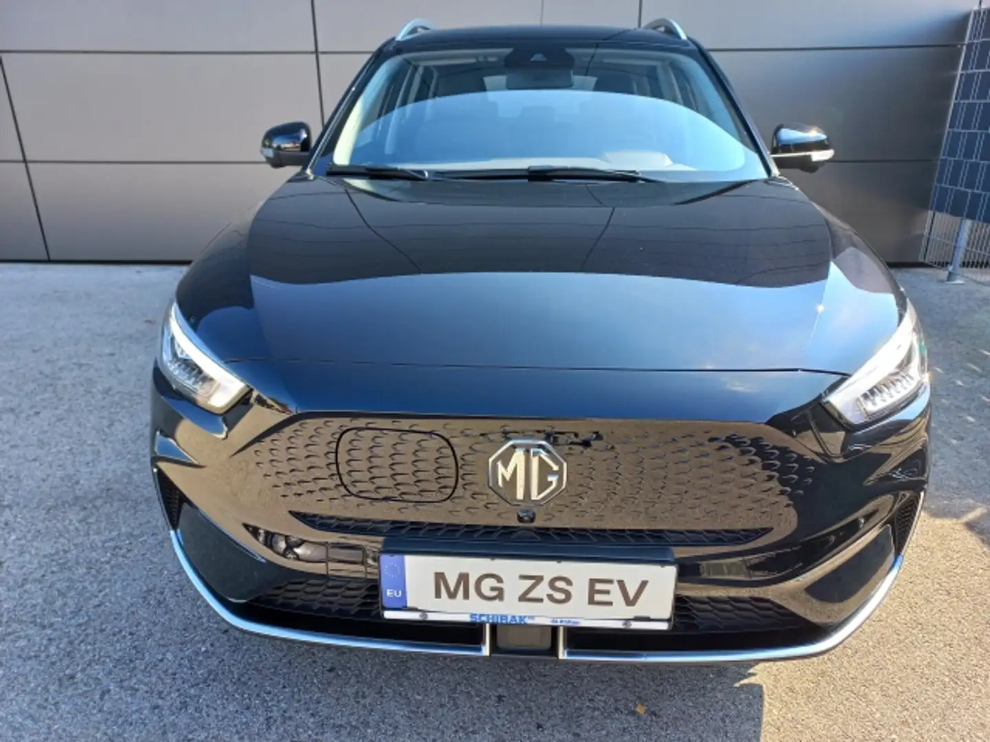 Vehicle image, number 3