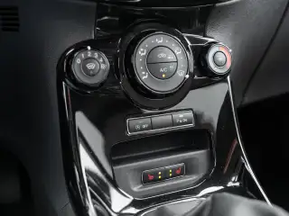 Vehicle image thumbnail, number 13