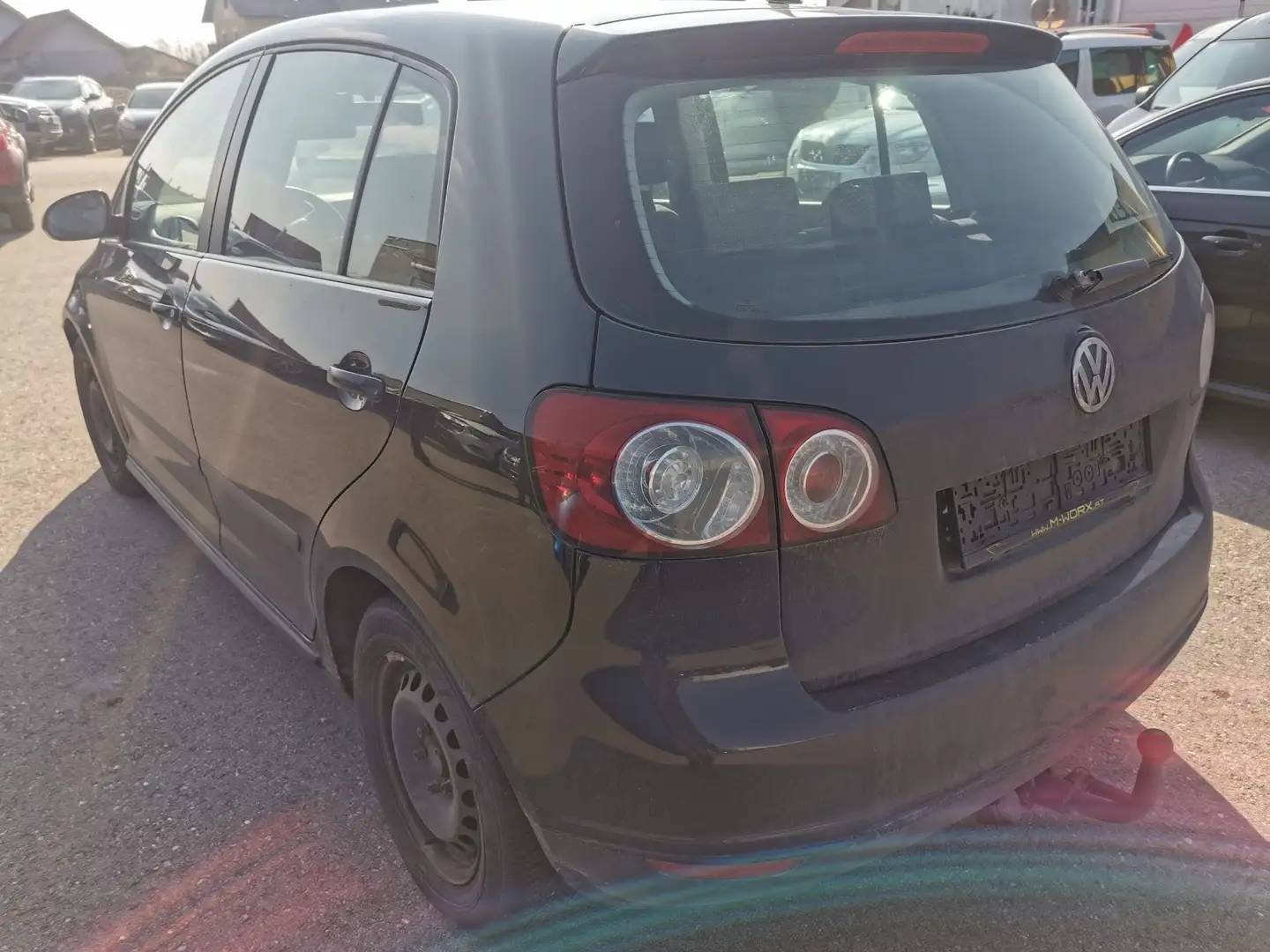Vehicle image, number 4