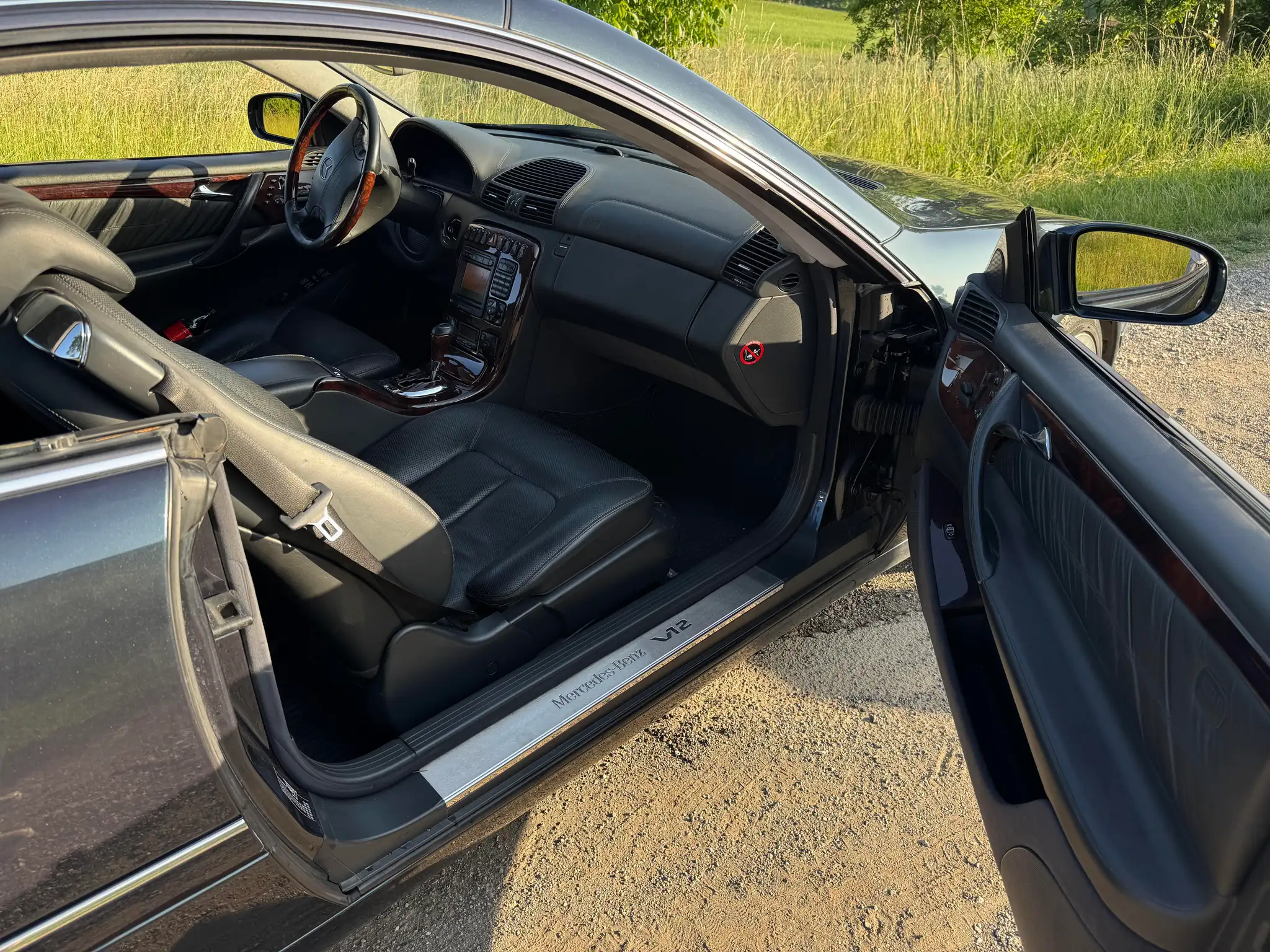 Vehicle image, number 22