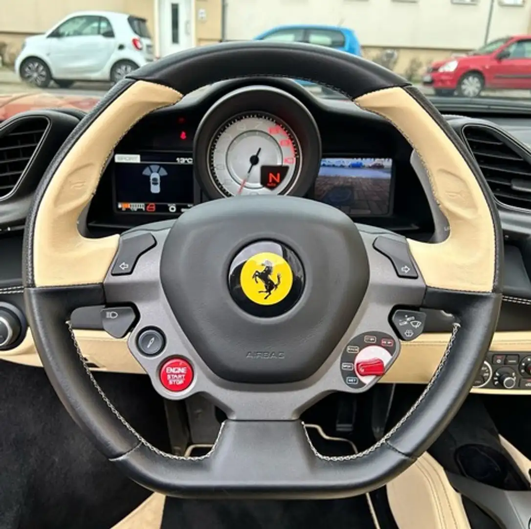 Vehicle image, number 11