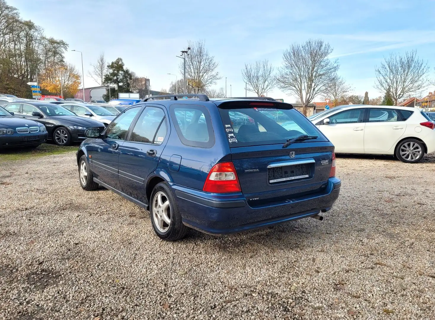 Vehicle image, number 3