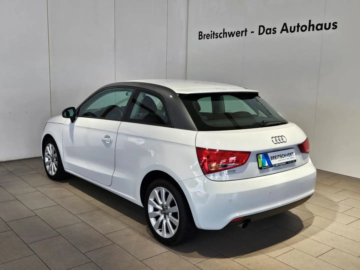 Vehicle image, number 13