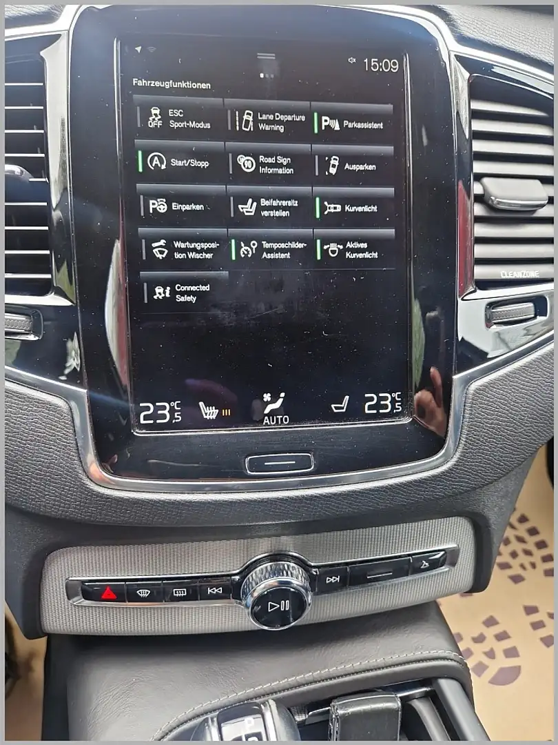 Vehicle image, number 7