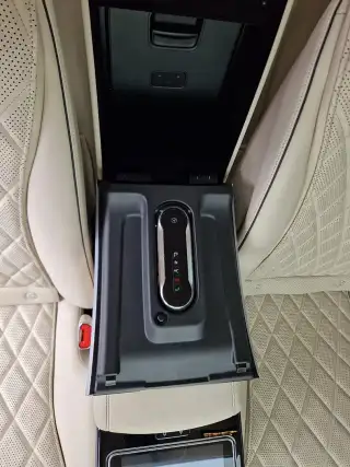 Vehicle image thumbnail, number 14