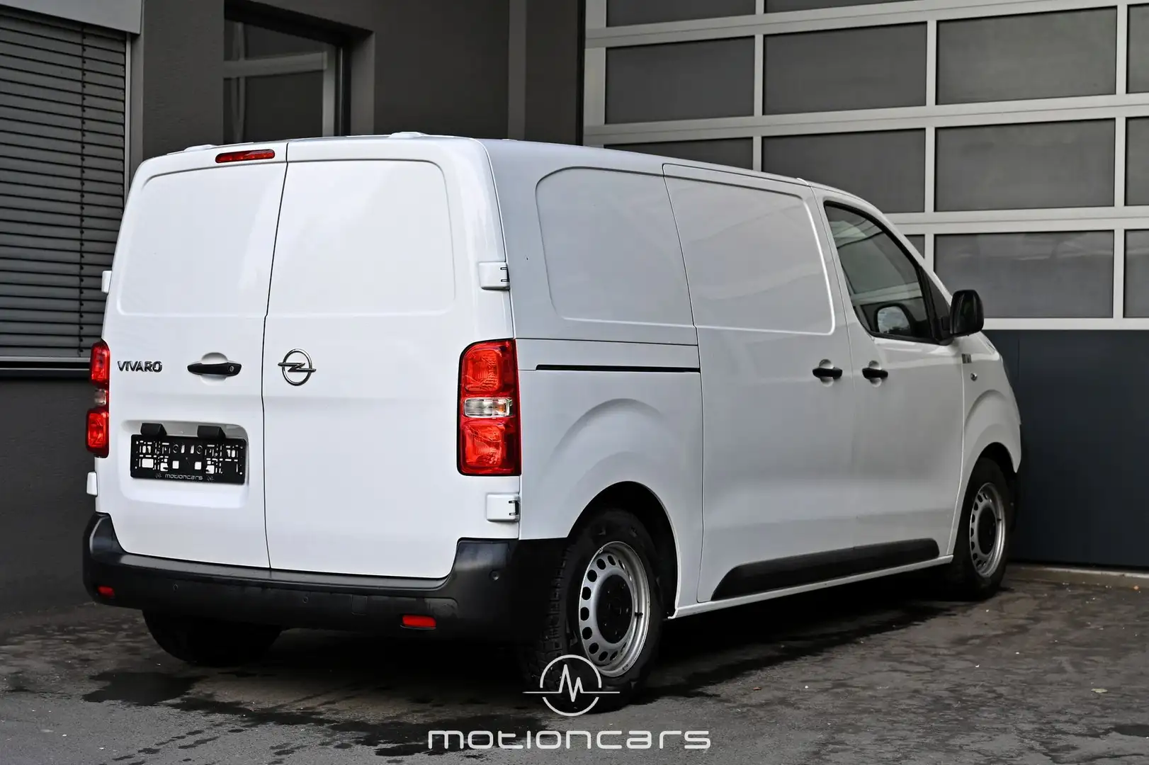 Vehicle image, number 2