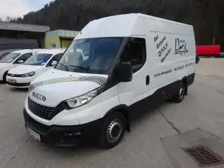 Vehicle image thumbnail, number 1