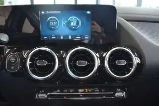 Vehicle image thumbnail, number 13