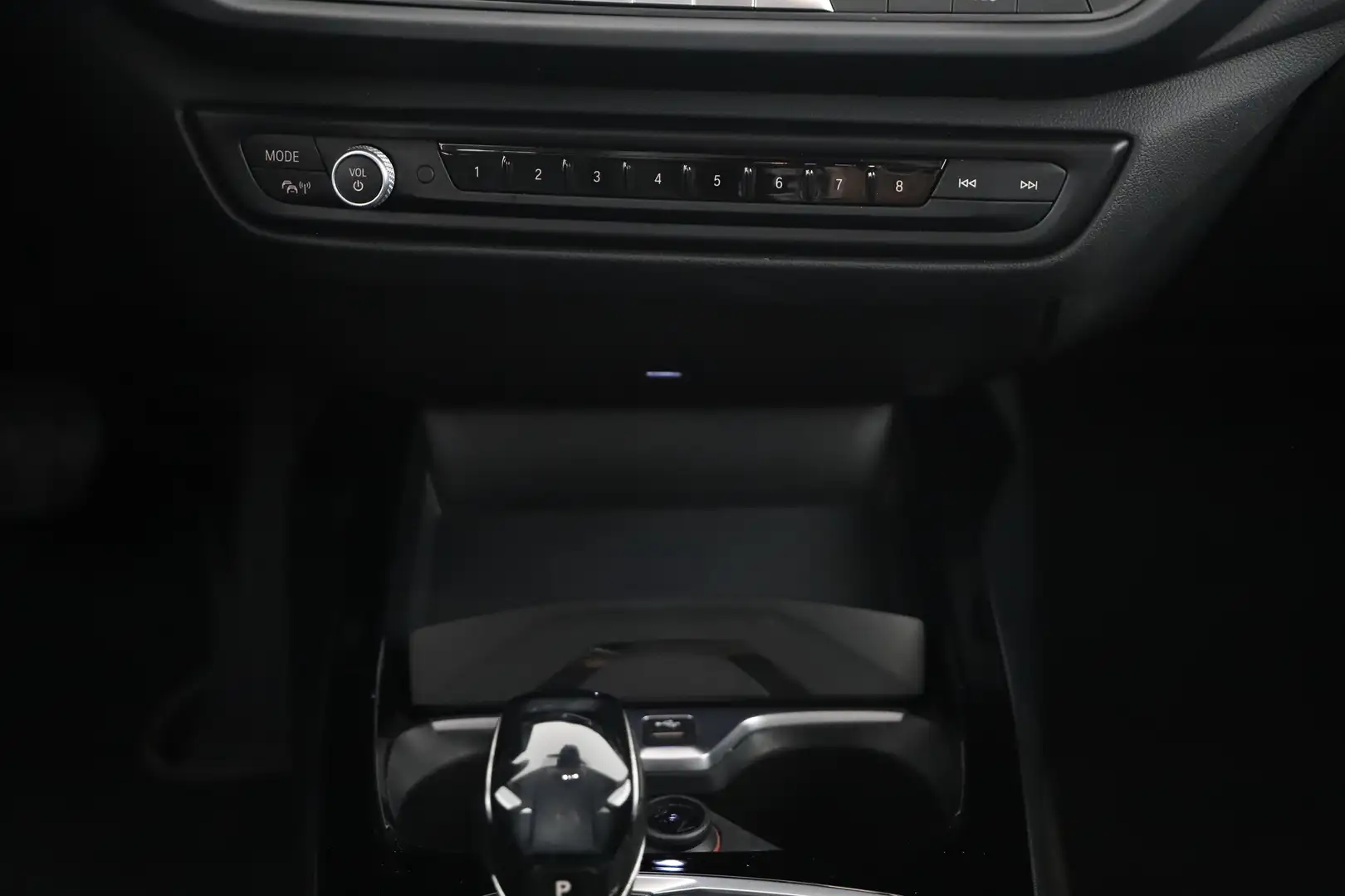 Vehicle image, number 13