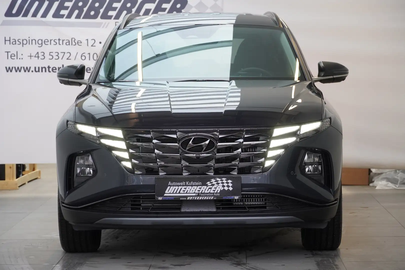 Vehicle image, number 3