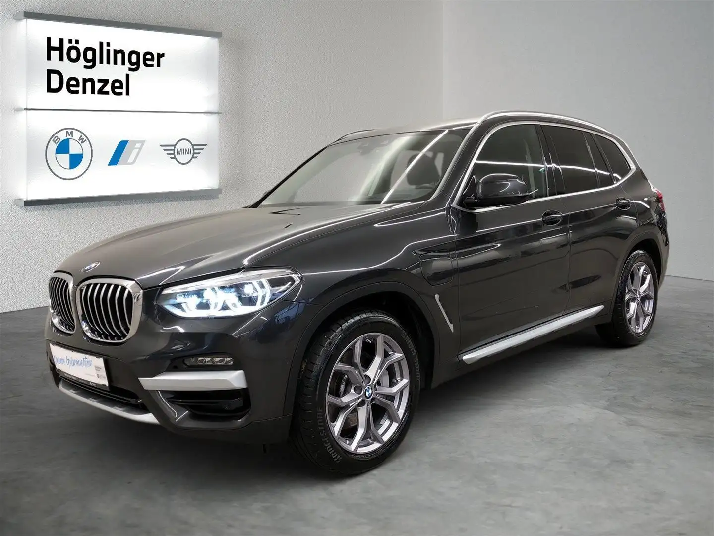 Vehicle image, number 2
