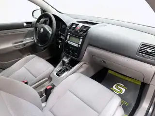 Vehicle image thumbnail, number 10