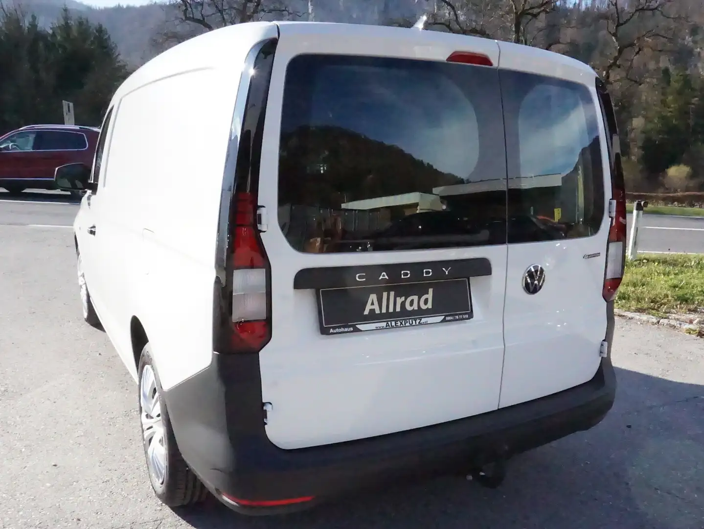 Vehicle image, number 5