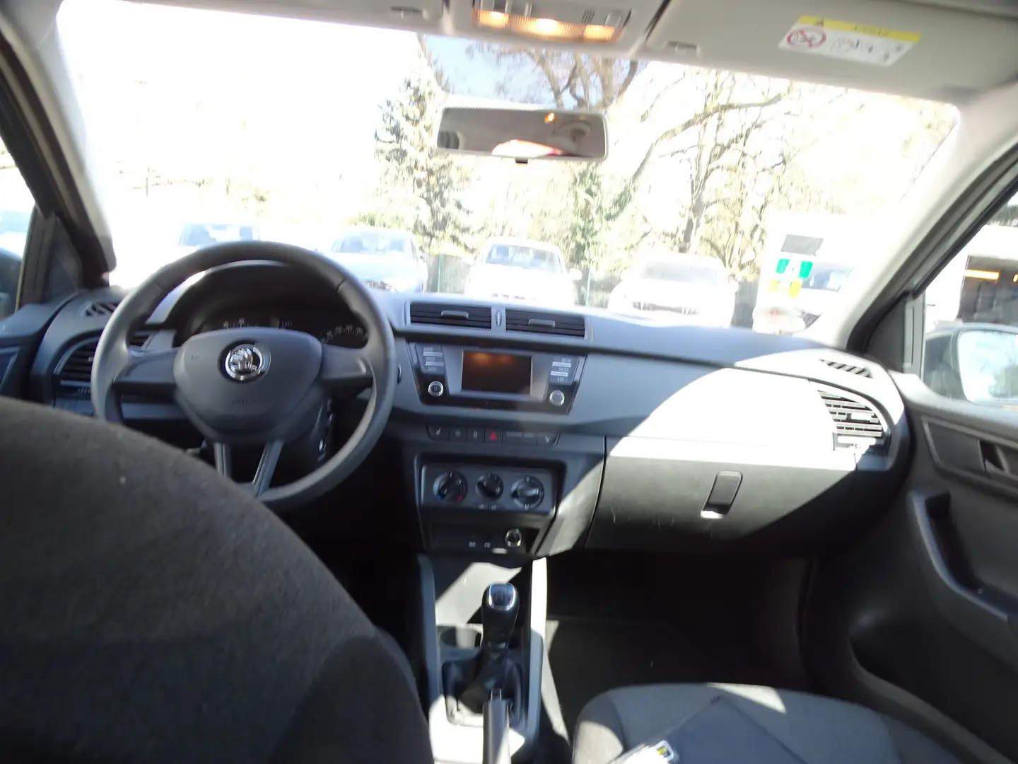 Vehicle image, number 7