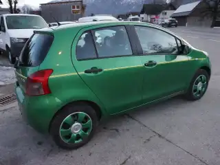 Vehicle image thumbnail, number 8