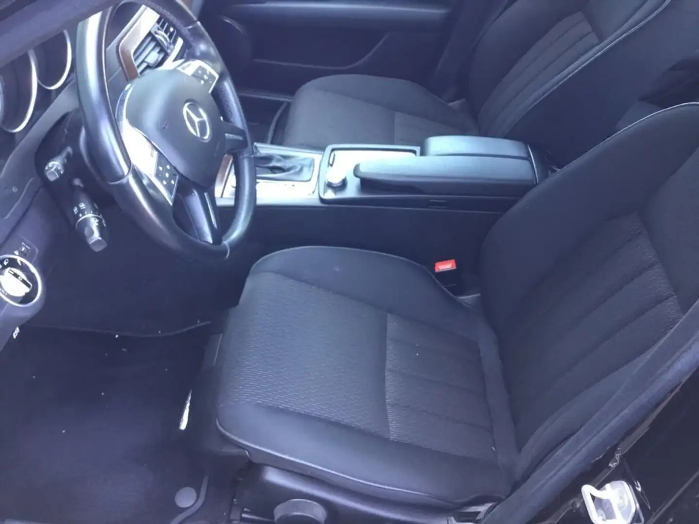 Vehicle image, number 9