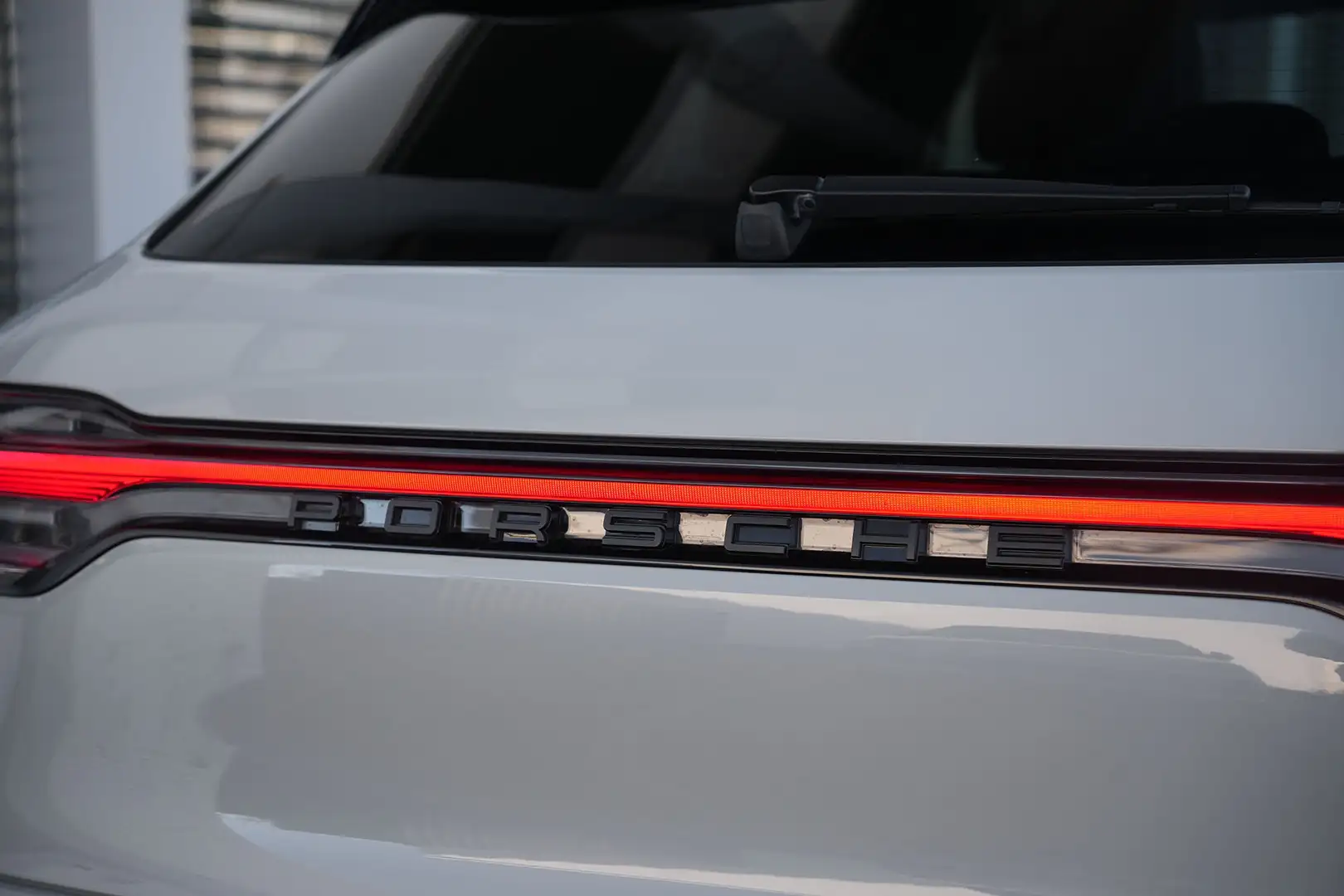 Vehicle image, number 8