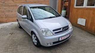 Vehicle image thumbnail, number 1