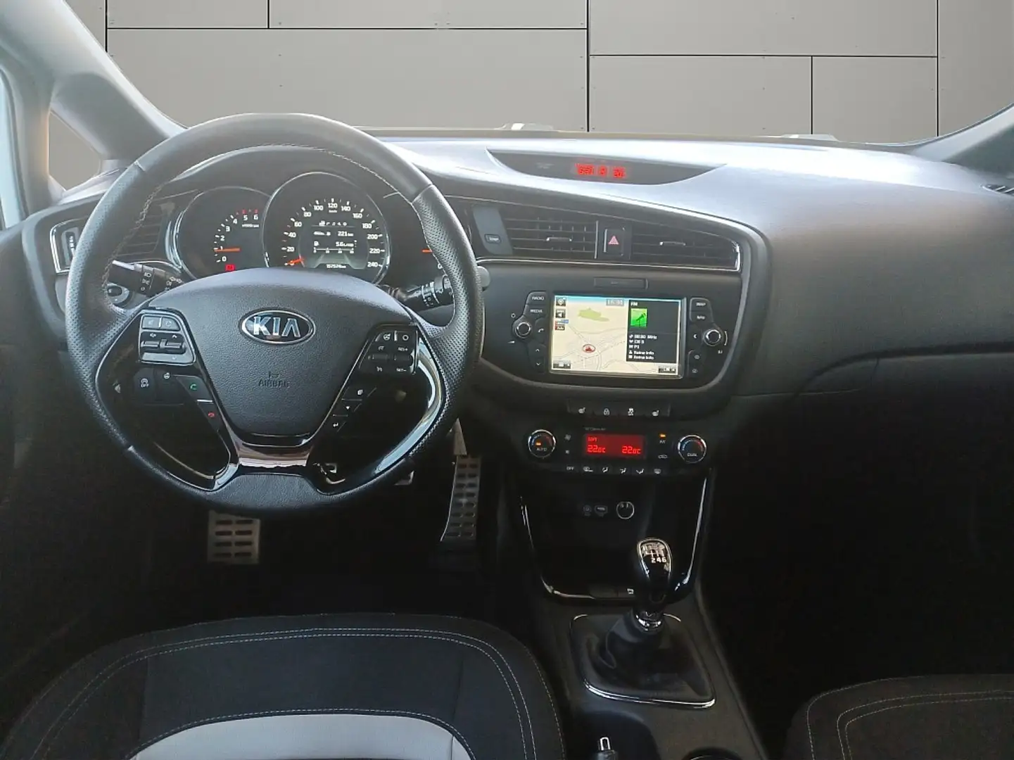 Vehicle image, number 8