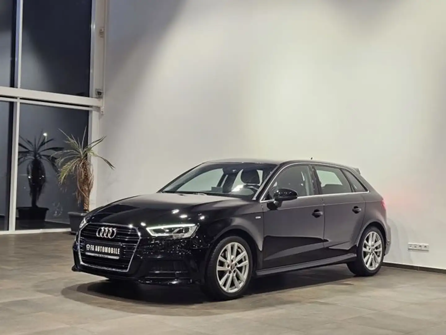 Vehicle image, number 4