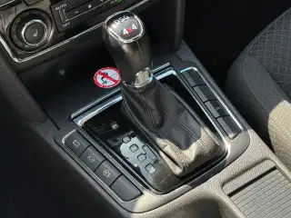 Vehicle image thumbnail, number 12