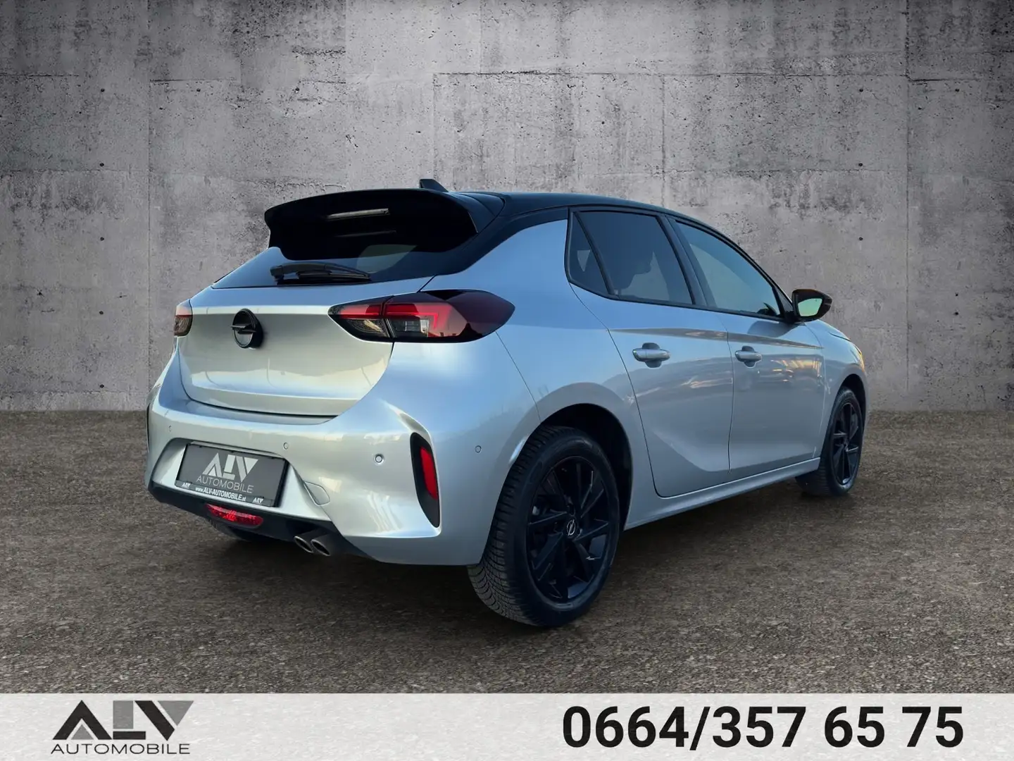 Vehicle image, number 4
