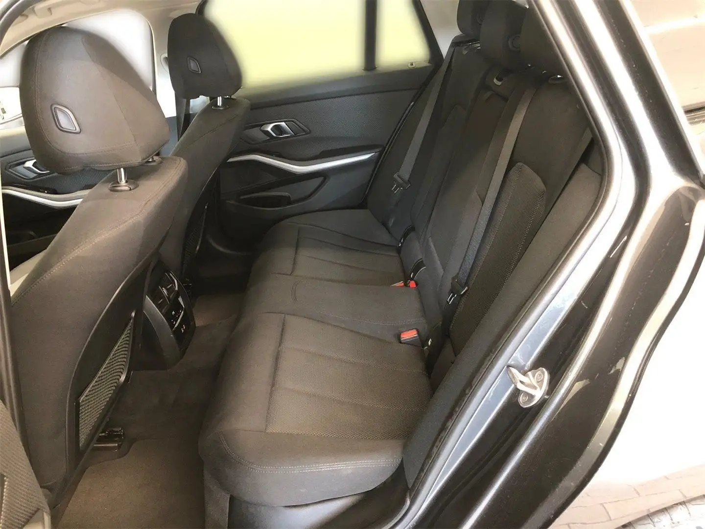 Vehicle image, number 5