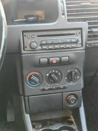 Vehicle image thumbnail, number 13