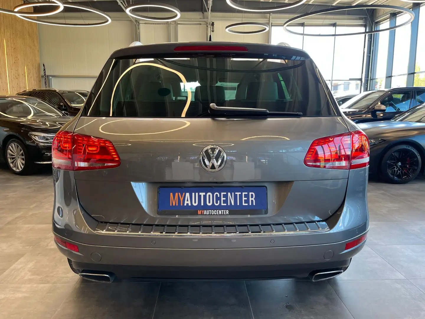 Vehicle image, number 5
