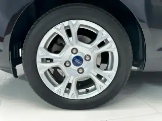 Vehicle image thumbnail, number 9