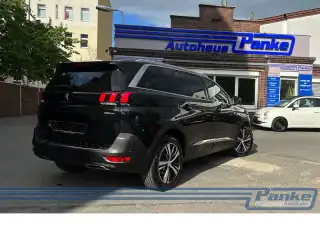 Vehicle image thumbnail, number 2
