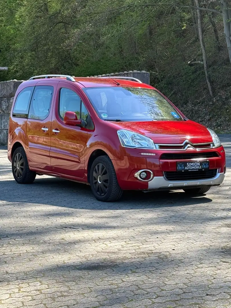 Vehicle image, number 9