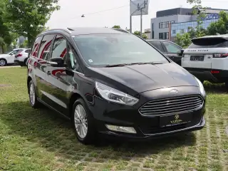 Vehicle image thumbnail, number 4