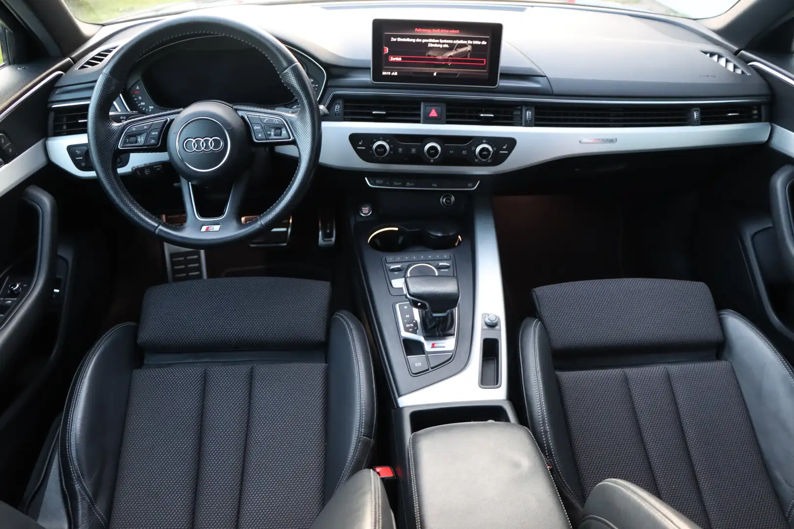 Vehicle image, number 9
