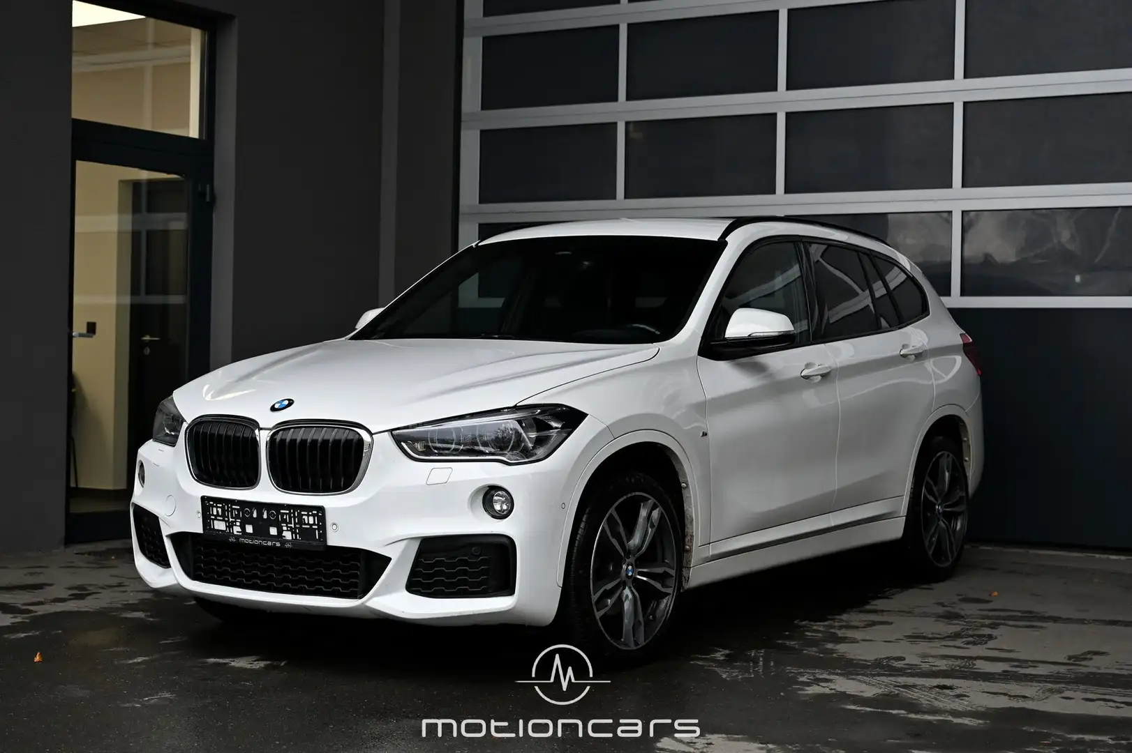 Vehicle image, number 1