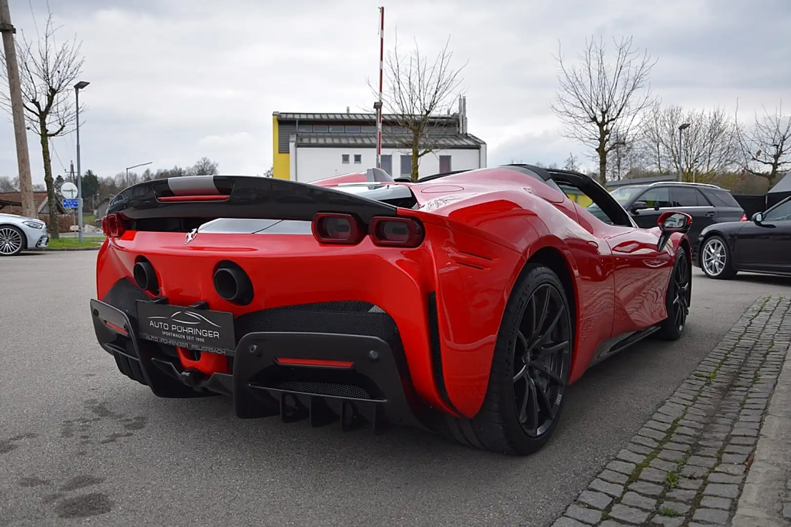 Vehicle image, number 3