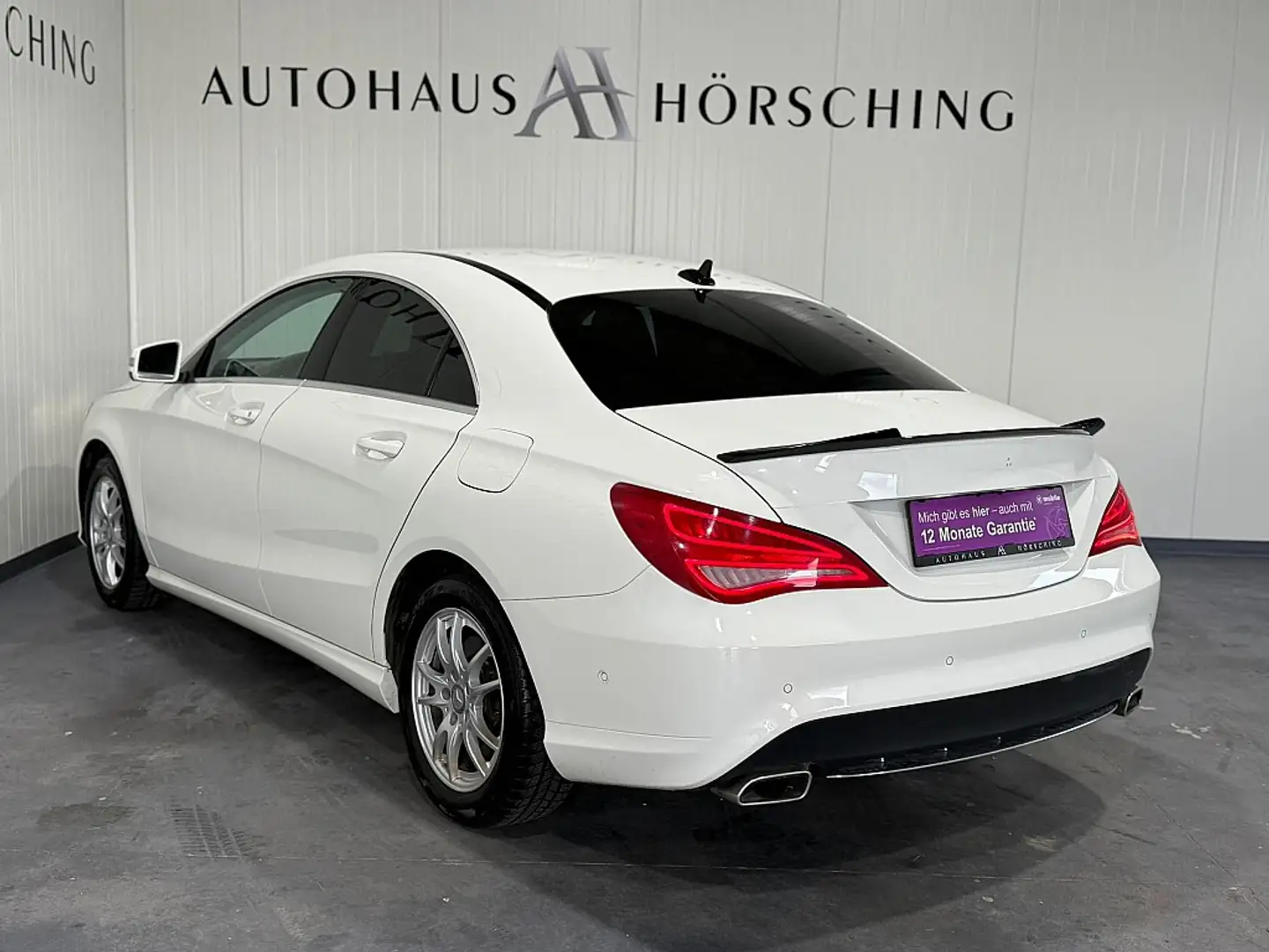 Vehicle image, number 4