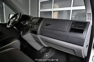 Vehicle image thumbnail, number 8