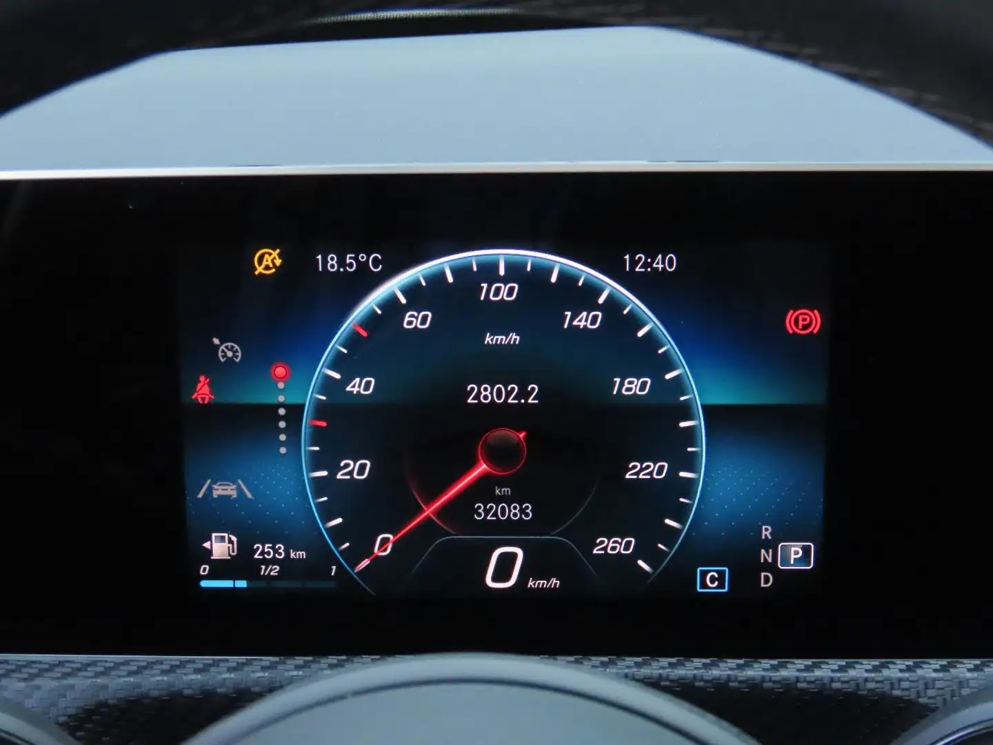 Vehicle image, number 8