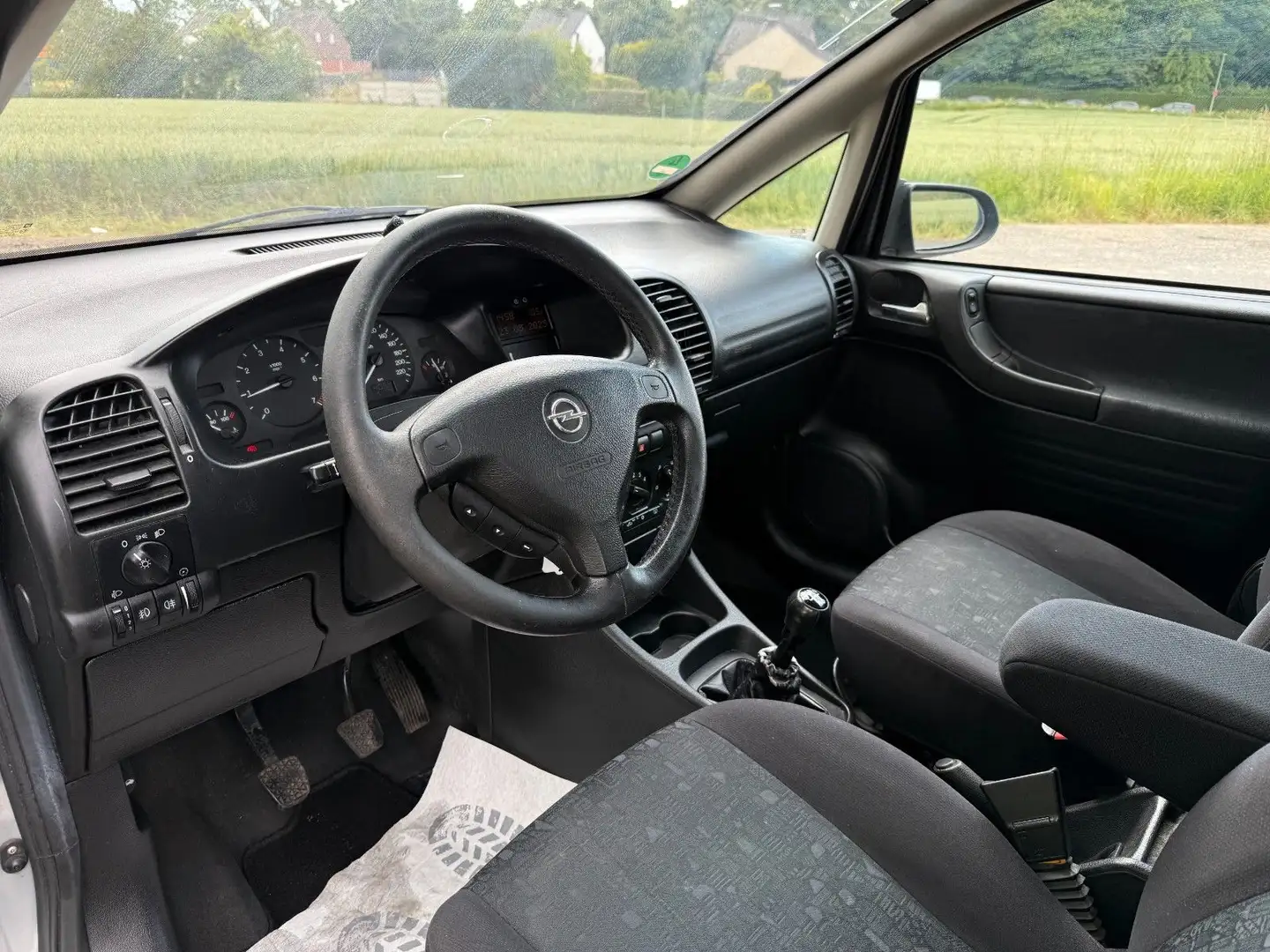 Vehicle image, number 5