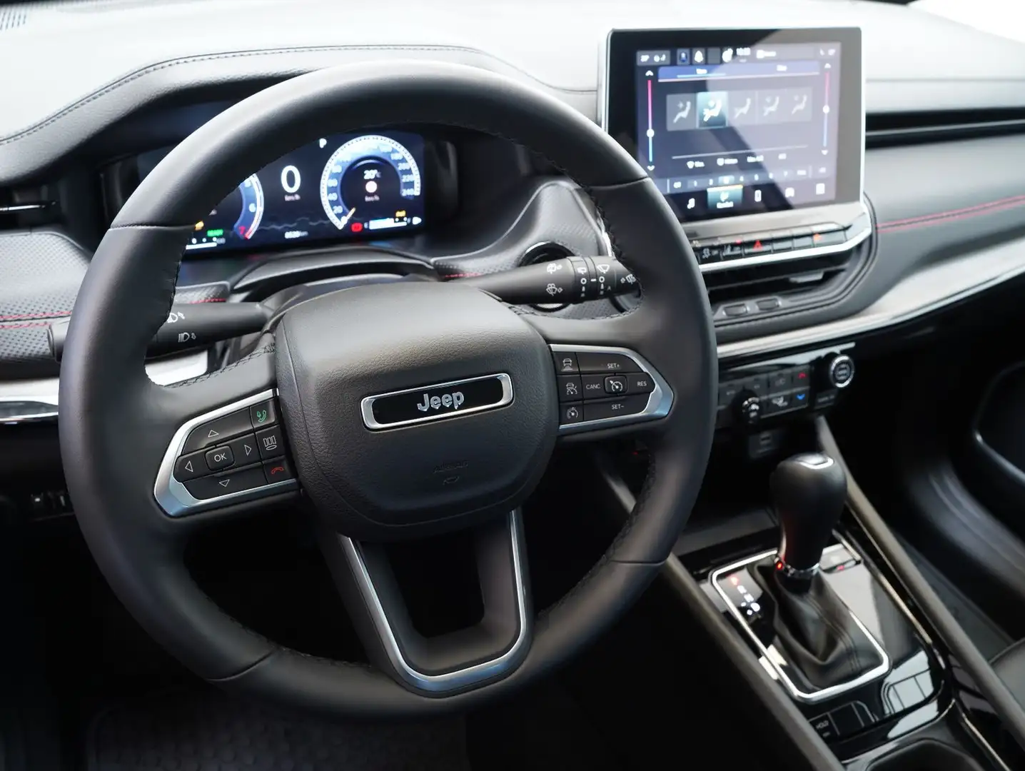 Vehicle image, number 6