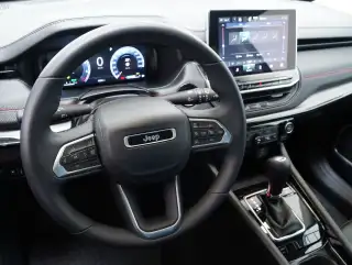 Vehicle image thumbnail, number 6