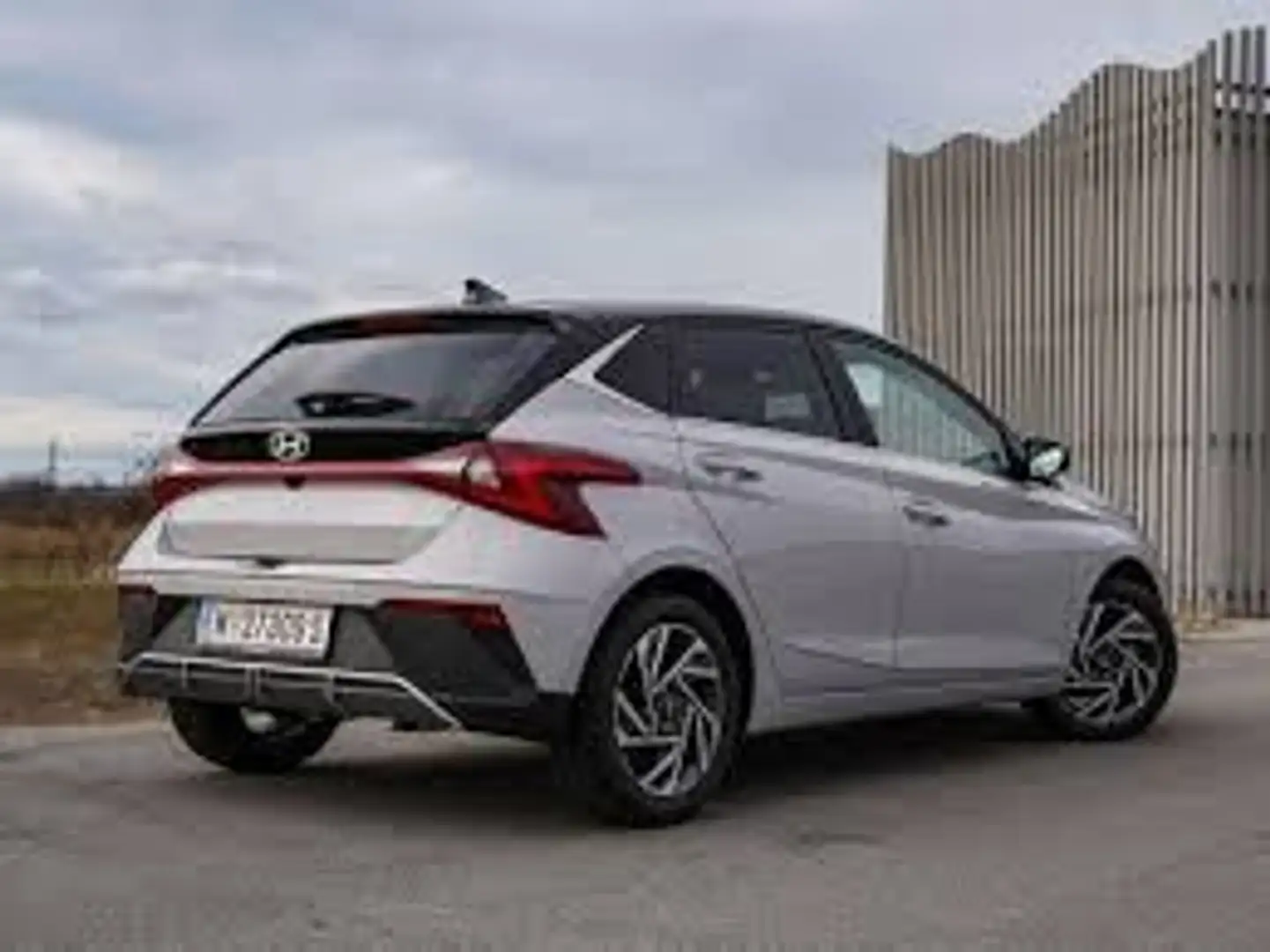Vehicle image, number 3